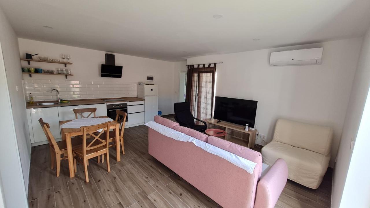 Apartmani Mlinar - One Bedroom Apartment With Seaview Grebastica Exterior photo