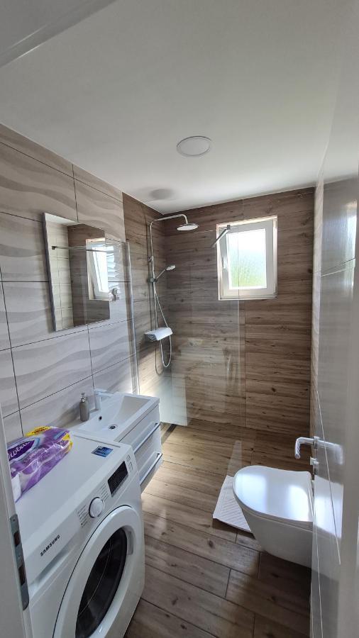 Apartmani Mlinar - One Bedroom Apartment With Seaview Grebastica Exterior photo