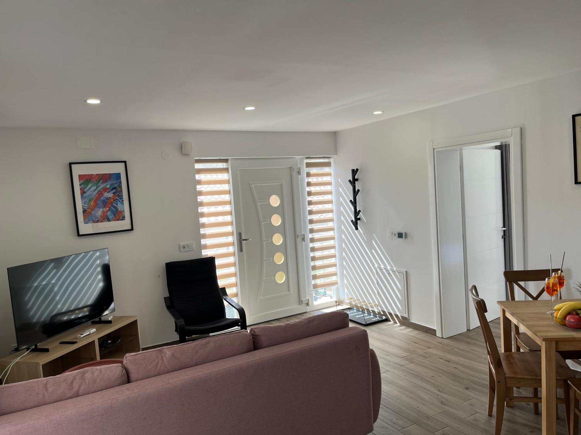 Apartmani Mlinar - One Bedroom Apartment With Seaview Grebastica Exterior photo